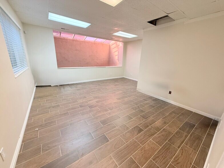 More Photos Of 60 W Canyon Crest Rd, Alpine Office For Lease