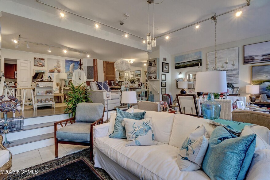 More Photos Of 5018 Oleander Dr, Wilmington Office Residential For Sale