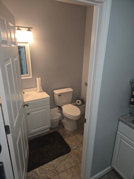 More Photos Of 1315 S Water Ave, Gallatin Freestanding For Lease