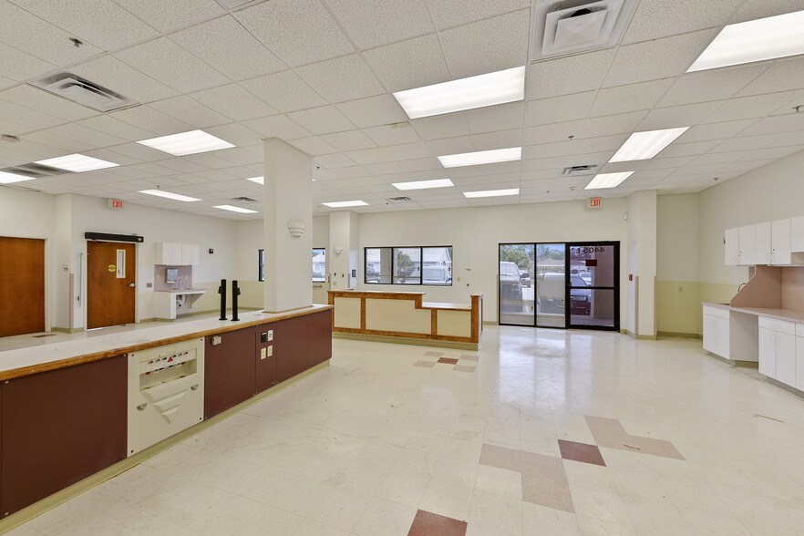 More Photos Of 4405 E Aloha Dr, Diamondhead Storefront Retail Office For Lease