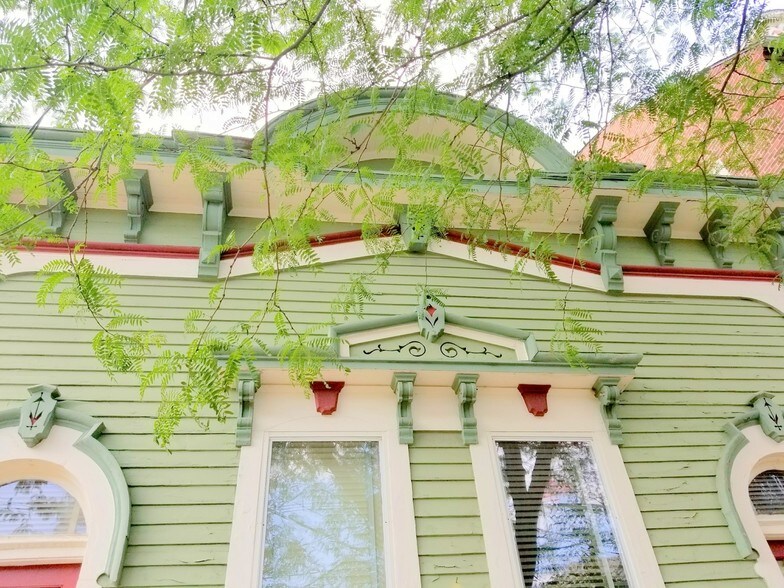 More Photos Of 325 Front St, Belvidere Office For Lease