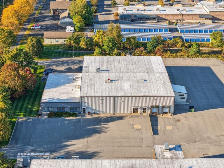 Primary Photo Of 8 Glens Falls Tech Park, Glens Falls Manufacturing For Sale