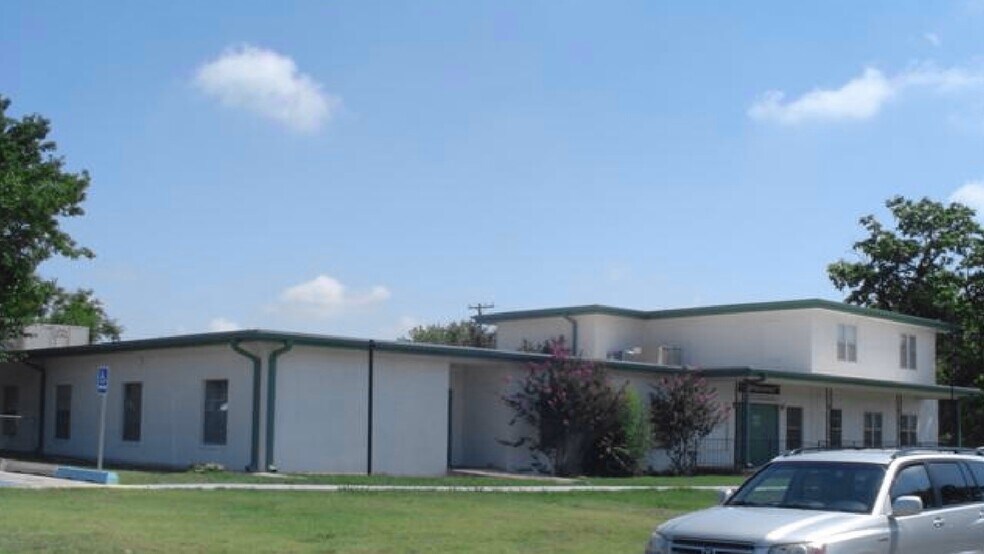 More Photos Of 2501 SW E Ave, Lawton Specialty For Sale