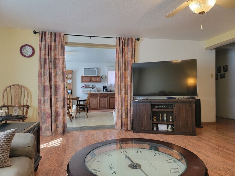 More Photos Of 609 E 1st Ave, Odessa Hospitality For Sale