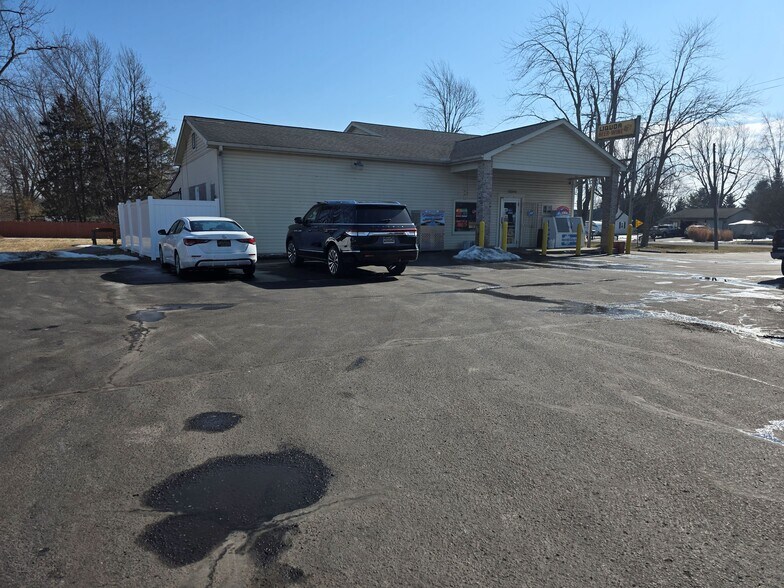 Primary Photo Of 12240 S Dixie, La Salle Convenience Store For Sale