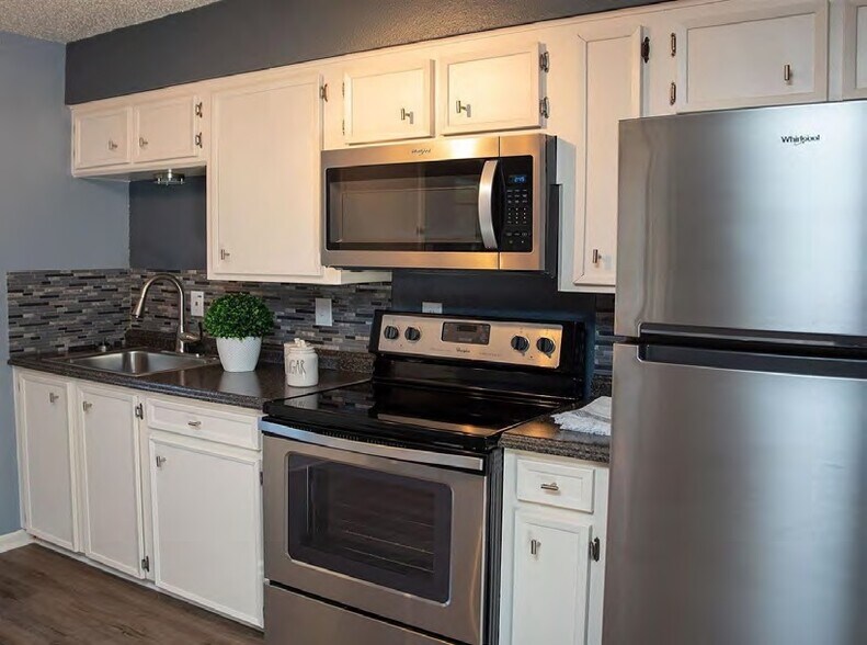 More Photos Of 16957 Rabon Chapel Rd, Montgomery Apartments For Sale