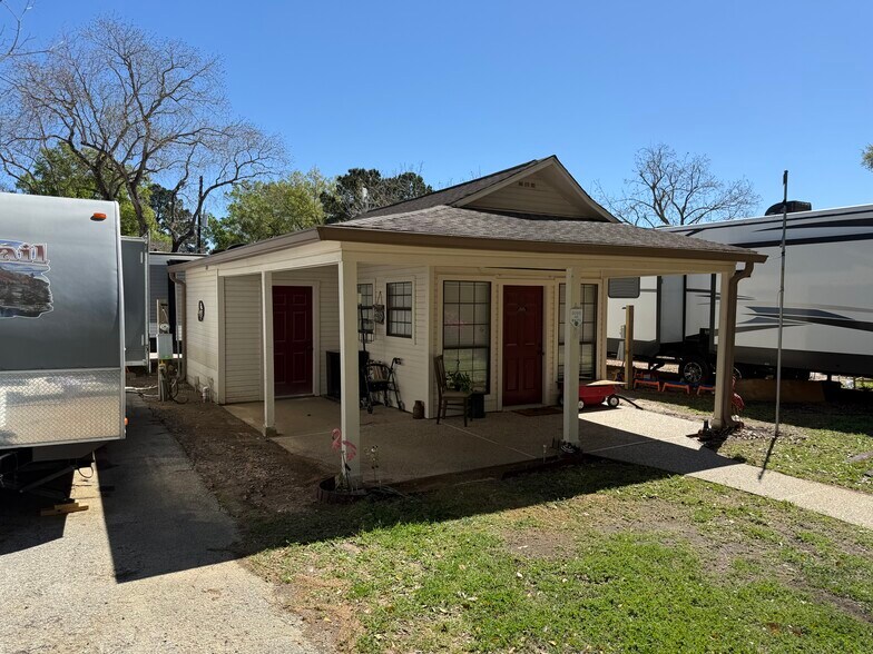 More Photos Of 19615 FM 2920 Rd, Tomball Multifamily For Sale