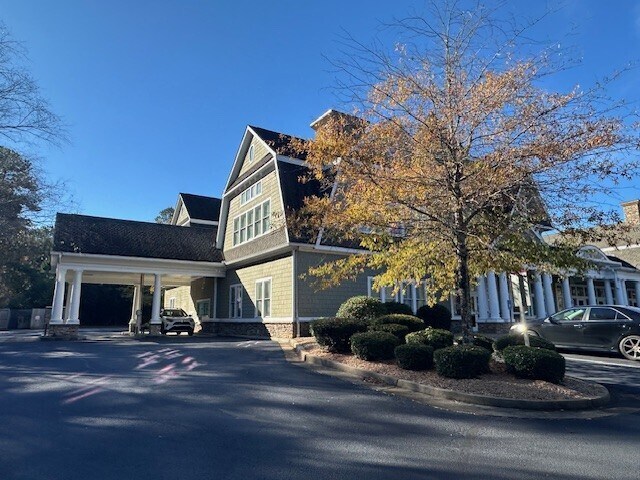 More Photos Of 602 Dogwood Trl, Tyrone Loft Creative Space For Lease