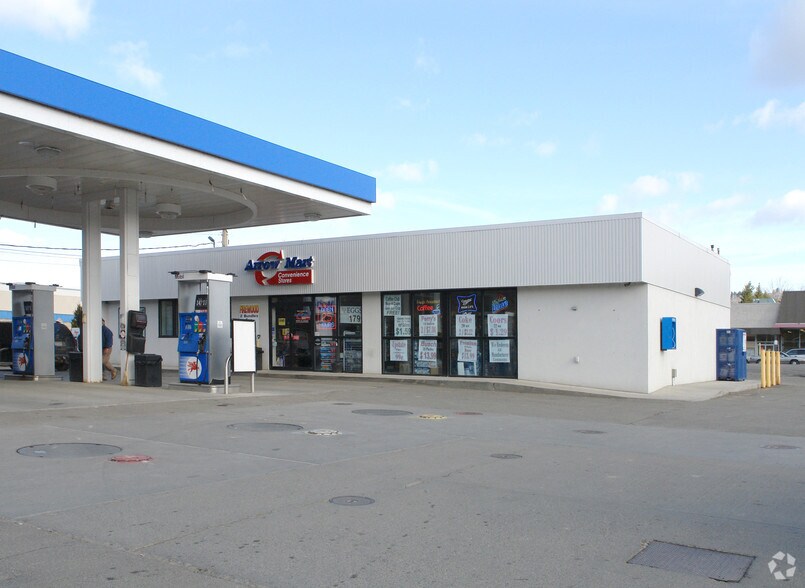 More Photos Of 330-380 W Washington St, Bath Unknown For Lease