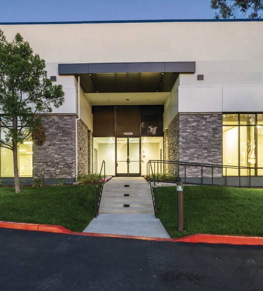 More Photos Of 16200-16220 Carmenita Rd, Cerritos Distribution For Lease