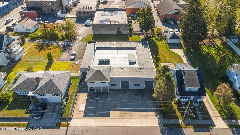 More Photos Of 36 Atherton Ave, Wyoming Warehouse For Sale