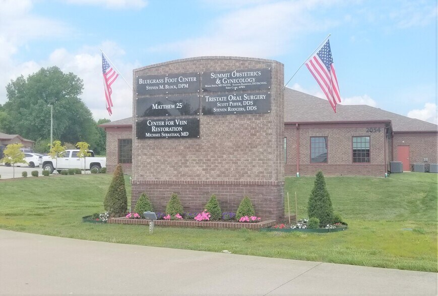 More Photos Of 1921 Leitchfield Rd, Owensboro Office For Lease