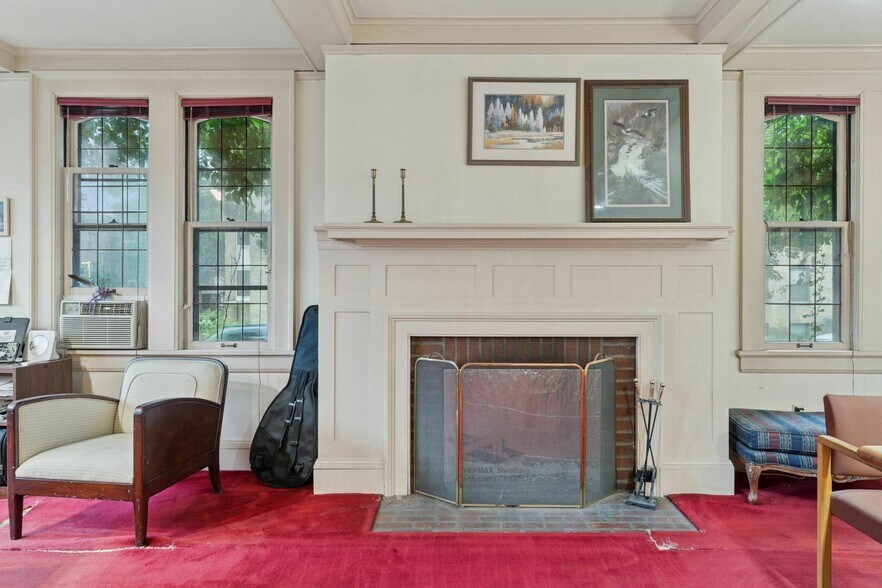 More Photos Of 2318 S 1st Ave, Minneapolis Office For Sale