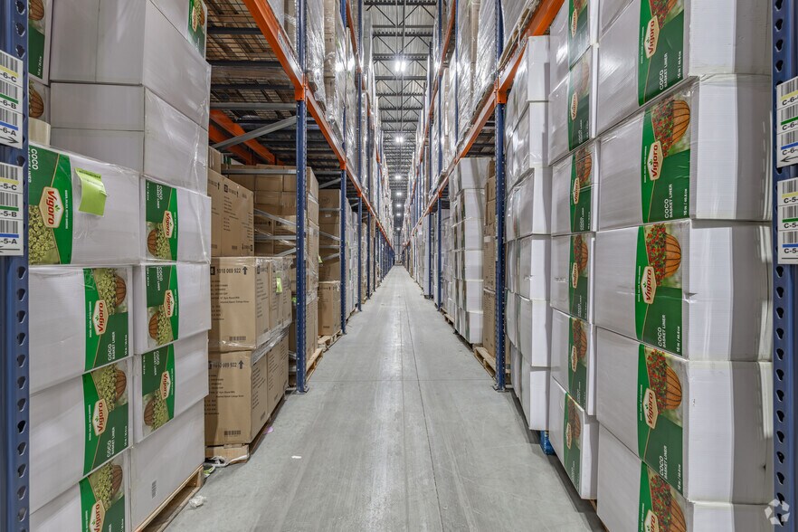 More Photos Of 305 Sub Way, Milford Warehouse For Lease