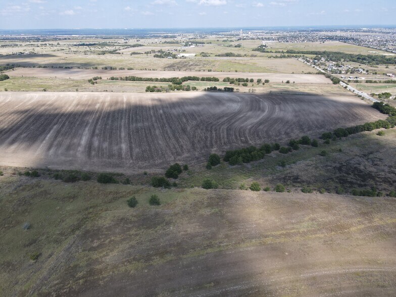 More Photos Of 601 County Road 375, Jarrell Land For Sale