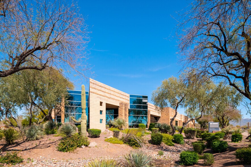 More Photos Of 15880 N Greenway-Hayden Loop, Scottsdale Unknown For Lease