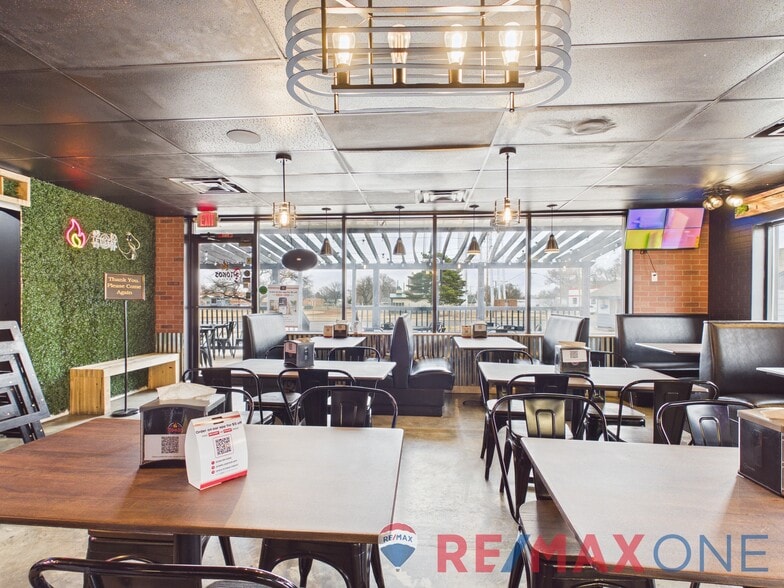 More Photos Of 108 W Kansas Ave, Garden City Office For Sale