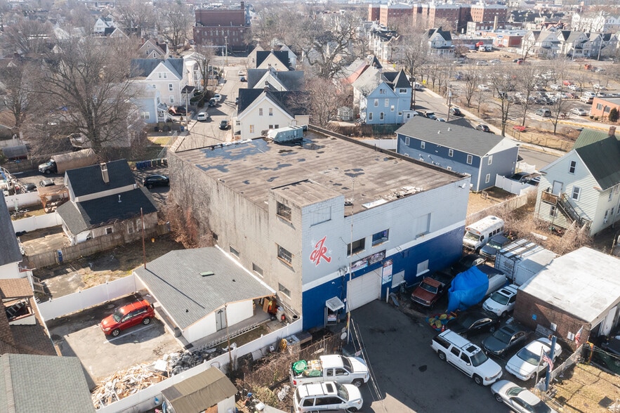 More Photos Of 105 Wood Ave, Bridgeport Light Manufacturing For Sale