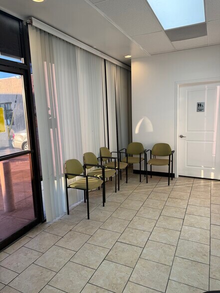 More Photos Of 1620 S Hoover St, Los Angeles Storefront For Lease