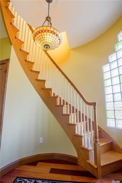 More Photos Of 2041 Park St, Atlantic Beach Loft Creative Space For Lease