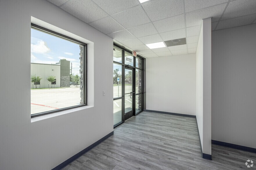 More Photos Of 12822 Cypress Valley Rd, Cypress Warehouse For Sale