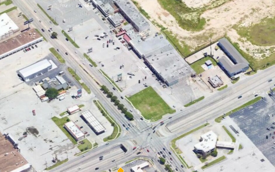 More Photos Of 2227 Farm to Market 1960 W Rd, Houston Land For Lease