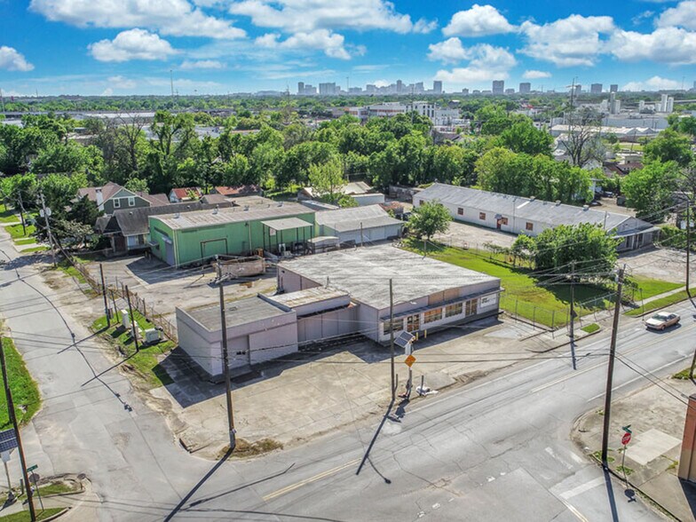 More Photos Of 3710 Polk St, Houston General Retail For Sale