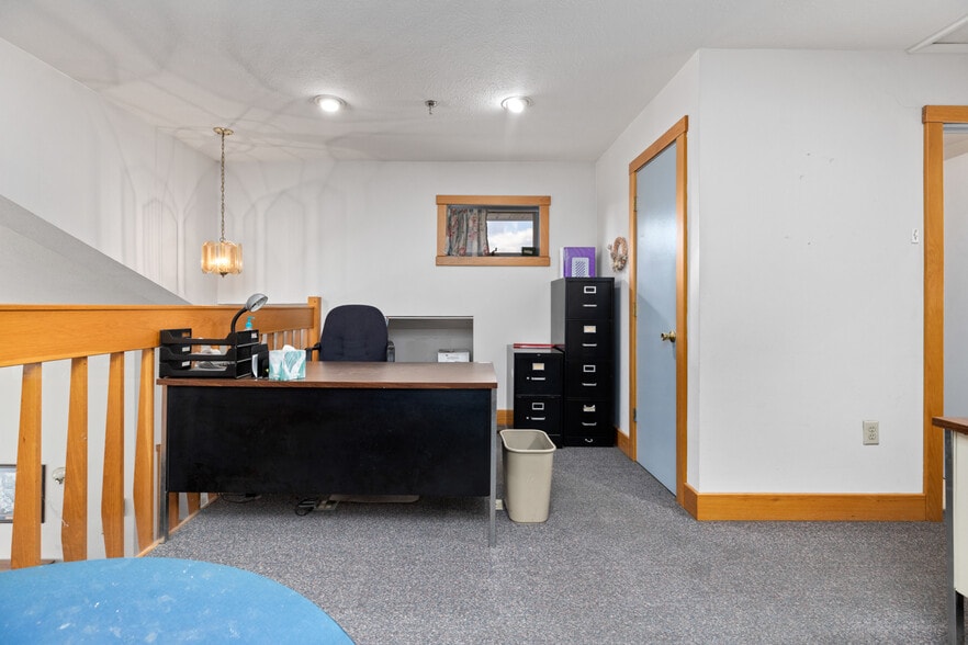 More Photos Of 218 Mill Rd, Woodstock Congregate Senior Housing For Sale