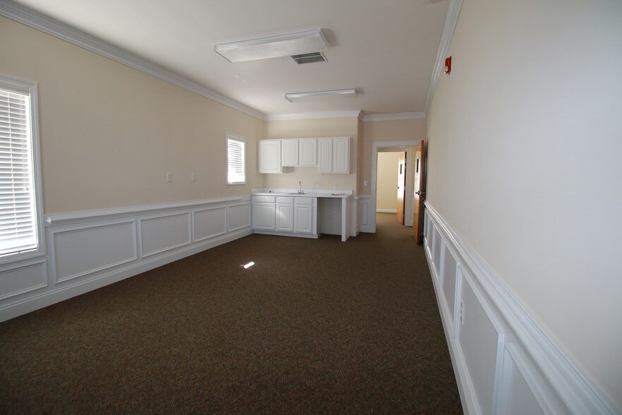 More Photos Of 4353 Atlanta Hwy, Loganville Medical For Sale