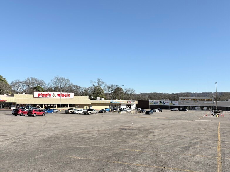 More Photos Of 2-34 Phillips Dr, Birmingham Unknown For Lease