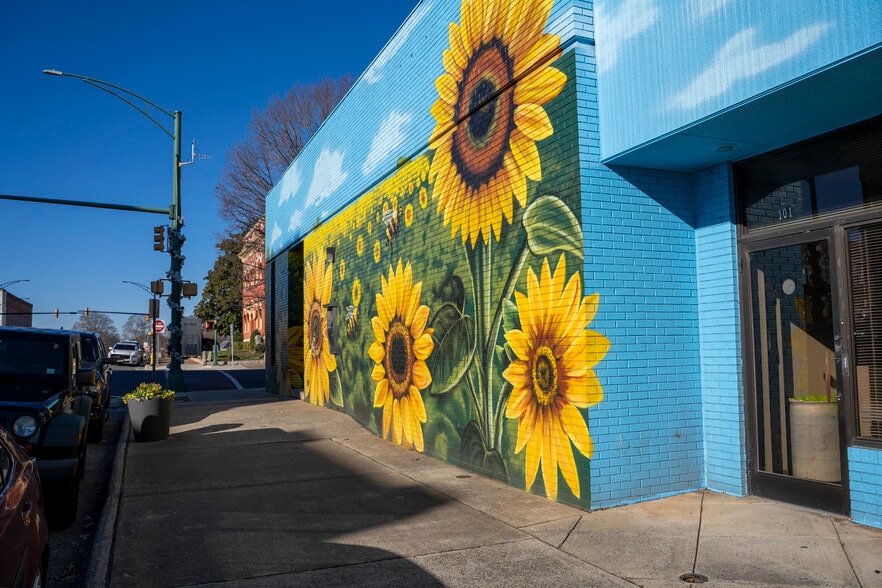 More Photos Of 300 N Hayne St, Monroe Office For Sale