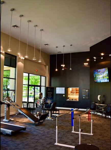 More Photos Of 1713 Nicholasville Rd, Lexington Medical For Sale