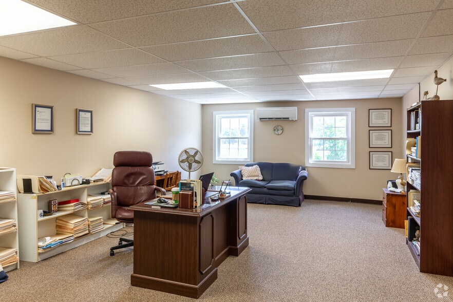 More Photos Of 19 Halls Rd, Old Lyme General Retail For Sale