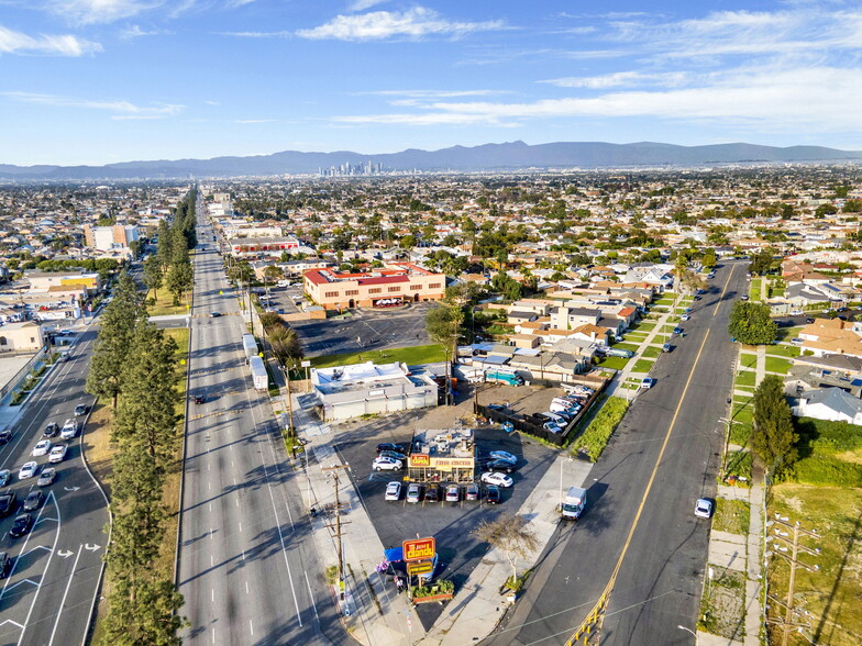 More Photos Of 11316-11318 S Vermont Ave, Los Angeles Storefront For Sale