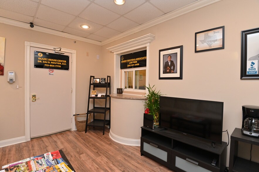 More Photos Of 2715 Fannin St, Houston Medical For Sale