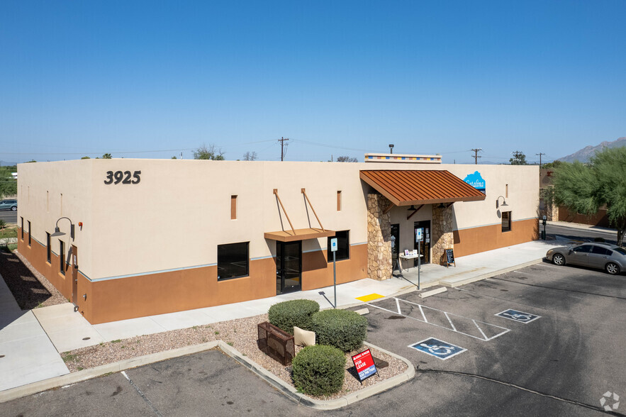 Primary Photo Of 3925 E Fort Lowell Rd, Tucson Veterinarian Kennel For Lease