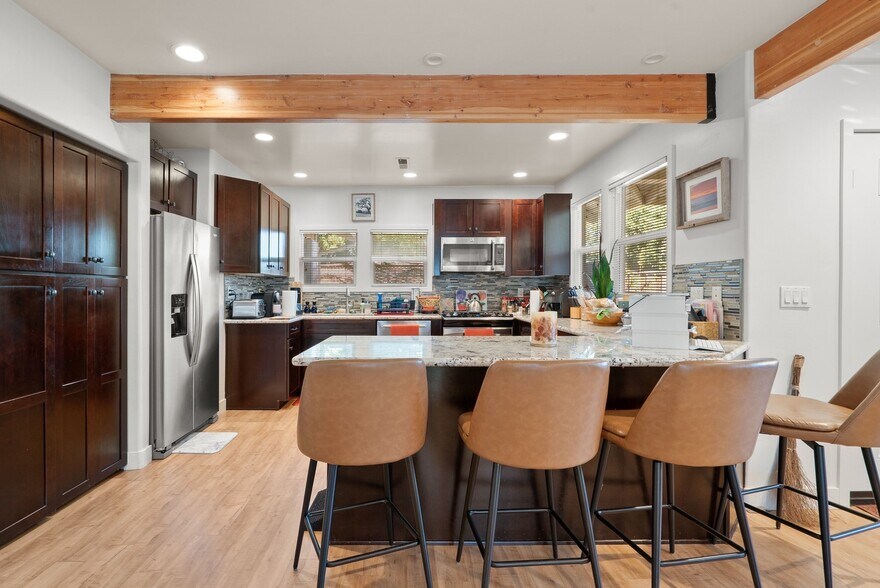 More Photos Of 420 Capitola Road Ext, Santa Cruz Apartments For Sale