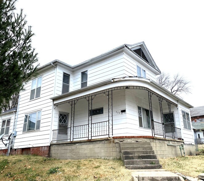 More Photos Of 922 S 15th St, Saint Joseph Apartments For Sale