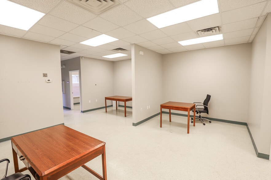 More Photos Of 2025 SW 75th St, Gainesville Medical For Lease
