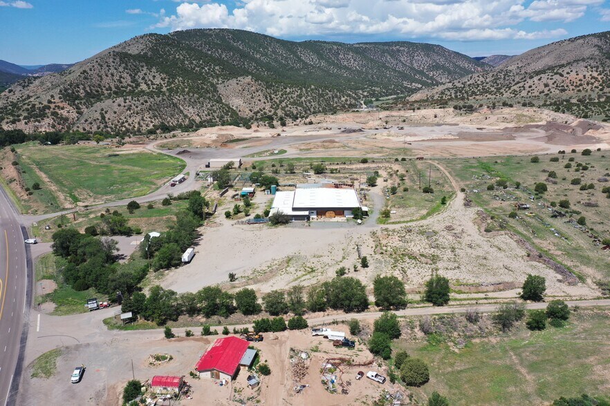 More Photos Of 27489 US Highway 70, Glencoe Showroom For Sale