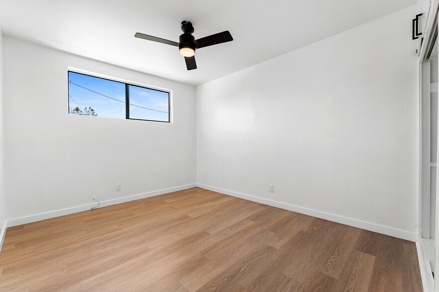More Photos Of 252 W Elm Ave, Burbank Apartments For Sale