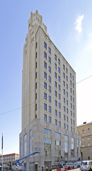 Primary Photo Of 663 Main Ave, Passaic Office For Lease