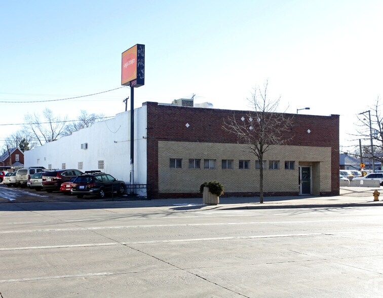 More Photos Of 788 S Broadway, Denver Storefront For Lease