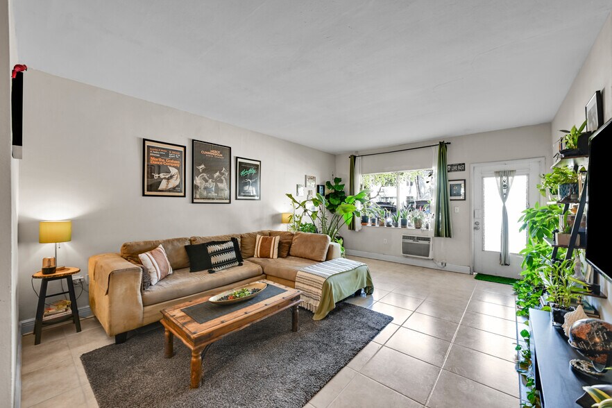 More Photos Of 1240 14th St, Miami Beach Apartments For Sale