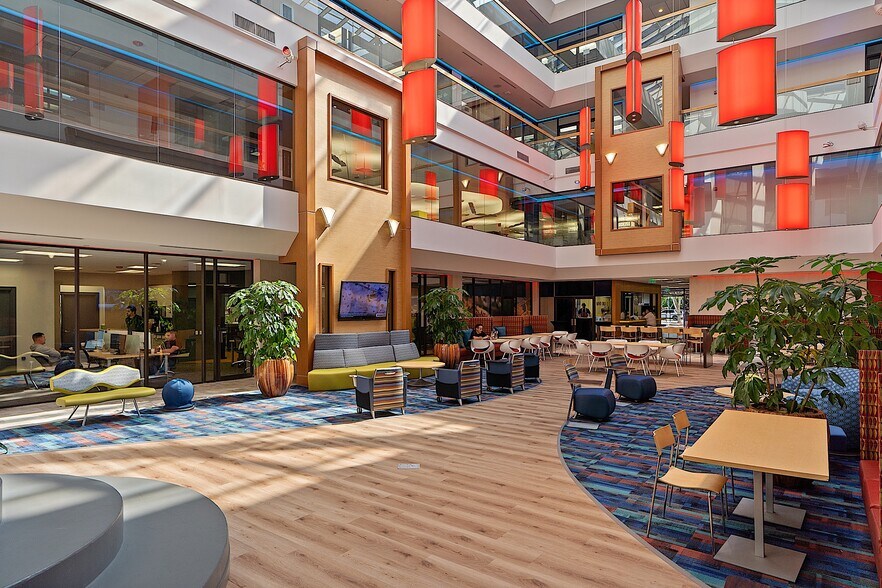 More Photos Of 980 N Federal Hwy, Boca Raton Office For Lease
