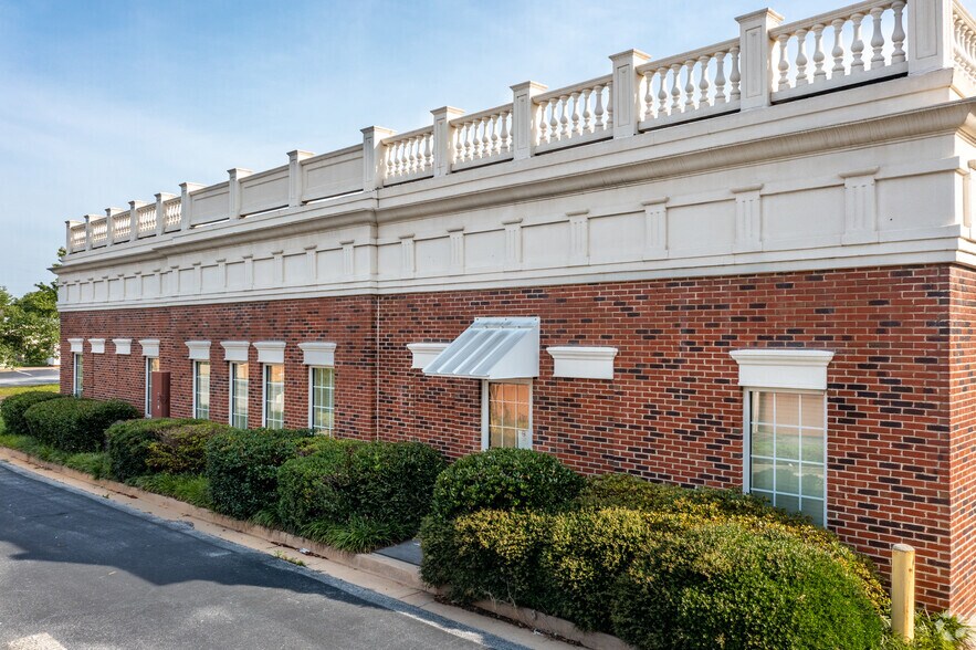 More Photos Of 3165 Maysville Rd, Commerce Bank For Sale