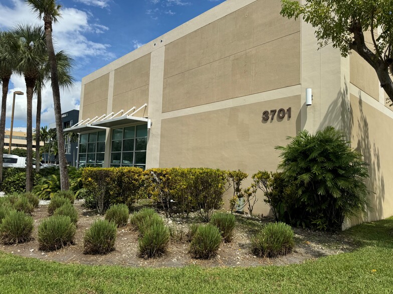 Primary Photo Of 3701 NW 82nd Ave, Doral Telecom Hotel Data Hosting For Lease