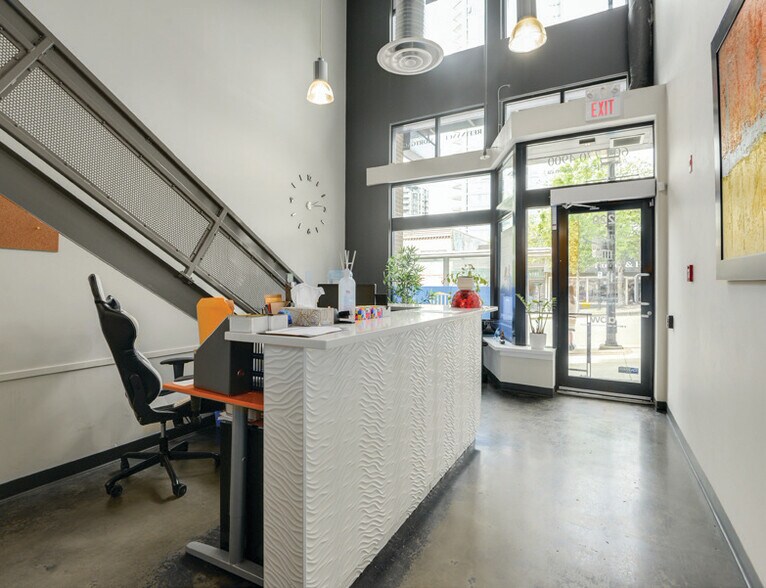 More Photos Of 220-250 Lonsdale Ave, North Vancouver Apartments For Sale