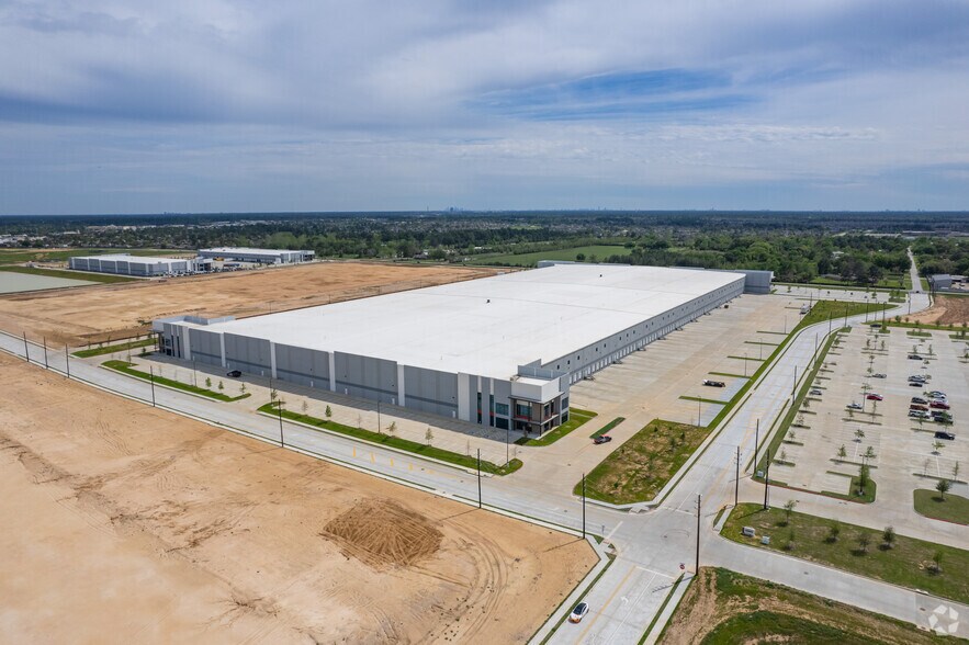 More Photos Of Interchange 249, Houston Unknown For Lease