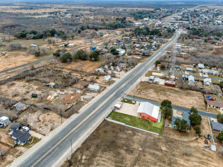 More Photos Of 601 S Storts St, Poth Industrial For Sale